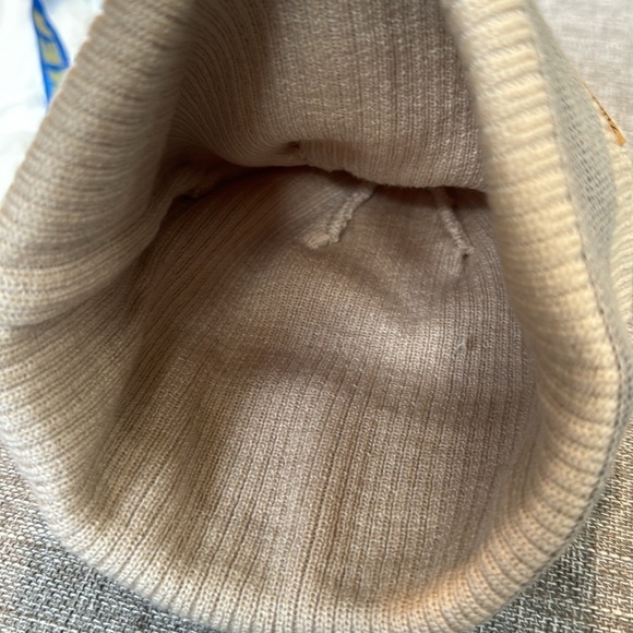 - Mercedes Benz  Knit, Red, beanie - Picture 5 of 5